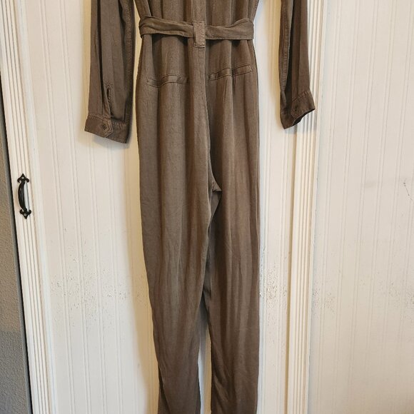 FOREVER 21 Women's Army Green Jumpsuit - Medium - NEW NWT - Picture 7 of 9